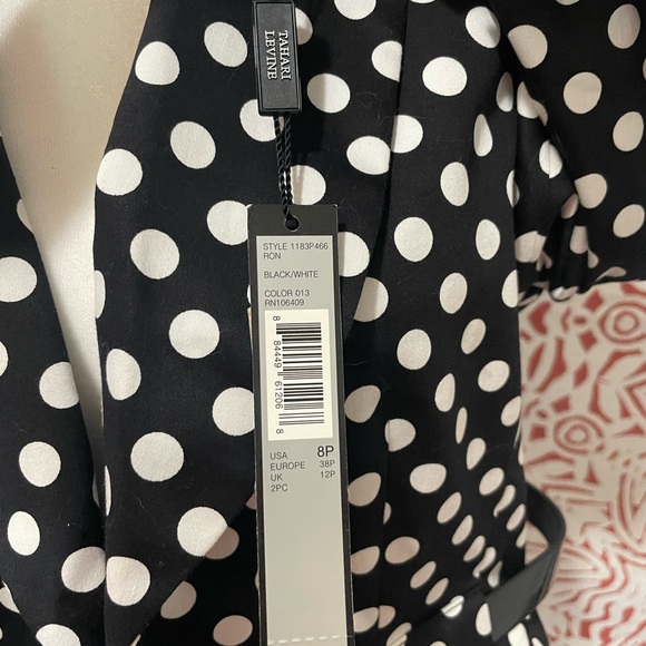TAHARI size 8 medium petite women’s blazer, Jacket, black white polka dot - Picture 8 of 11